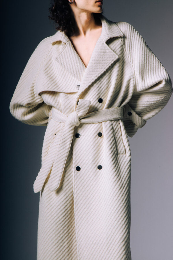 Wool White Oversize Trench Coat - immagine 3